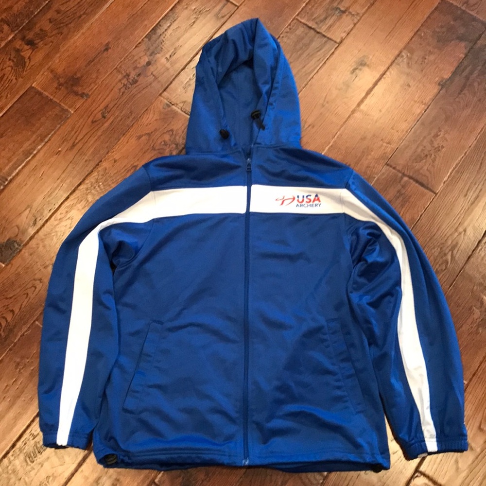 USA Archery Warm Up Jacket Size Medium USED